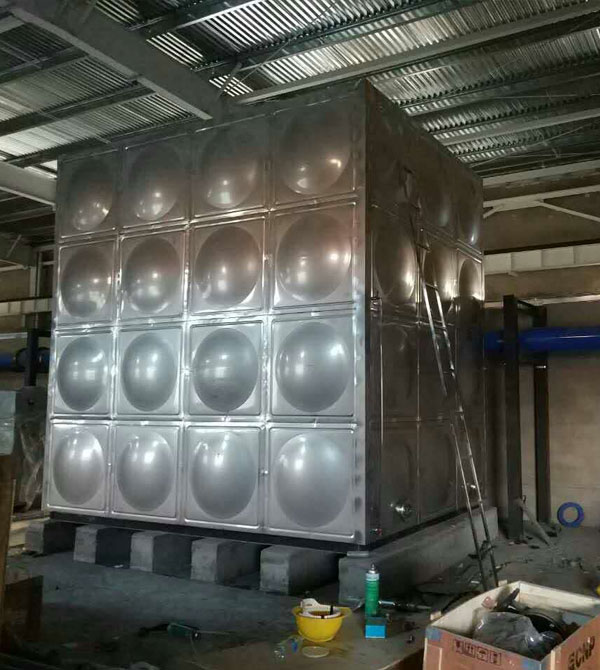 ���½���܇(ch��)�S(ch��ng)���P�ˮ�䰲�b��ɹ�˾